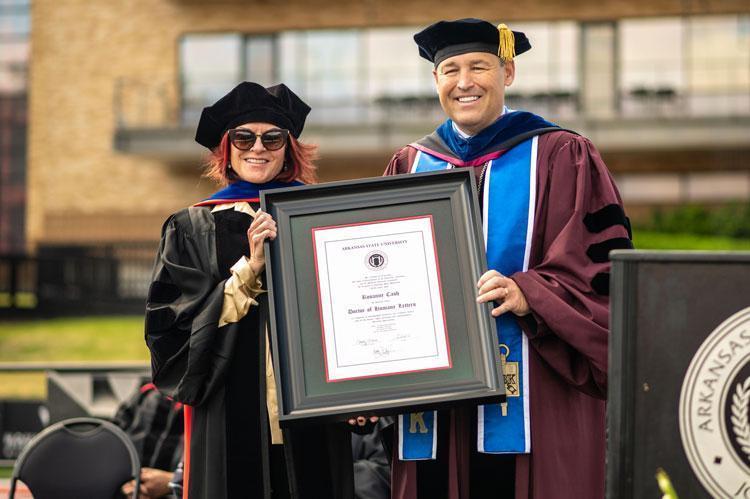 A-State Holds Spring Commencement; Awards Honorary Doctorate to Rosanne Cash
