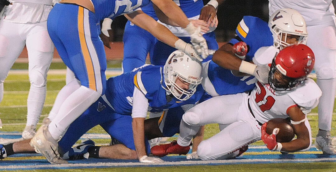 FRIDAY NIGHT LIGHTS: Valley View vs. Maumelle